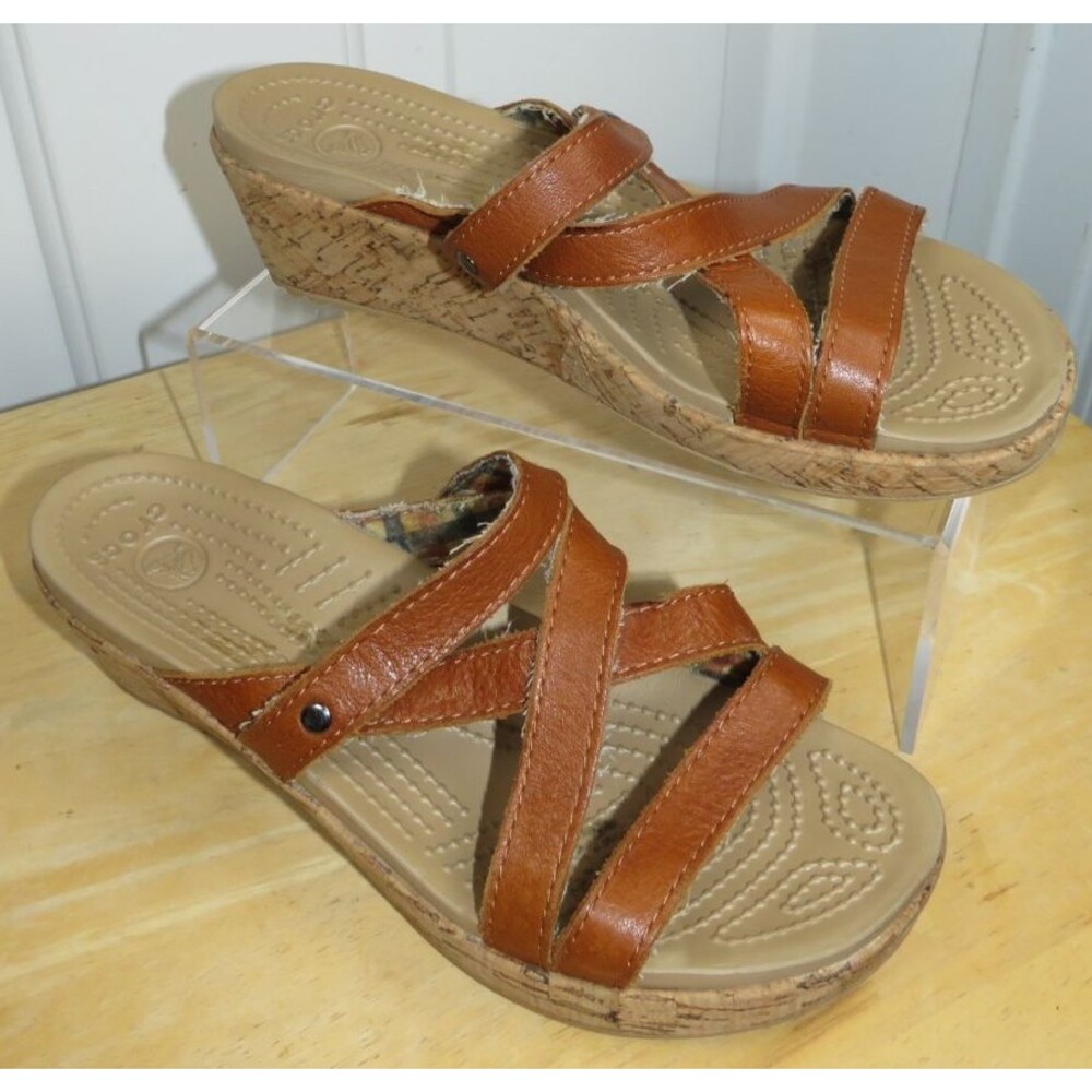 Crocs A-Leigh Leather Mini-Wedge Sandals Brown Size 6 Strappy